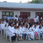 Docentes y alumnos del Establecimiento durante el acto