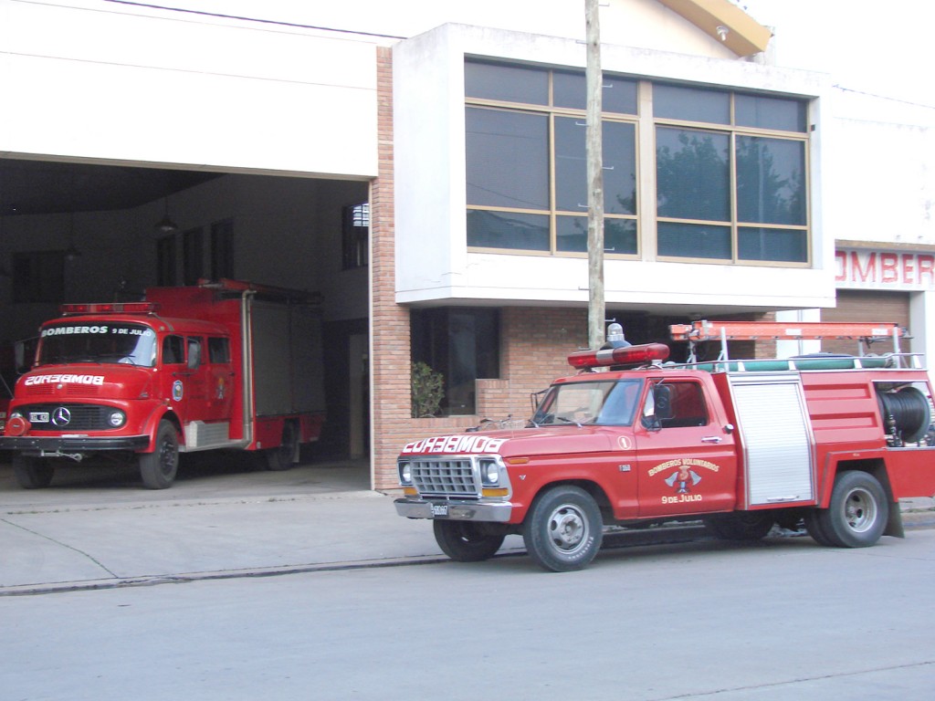 BOMBEROS18