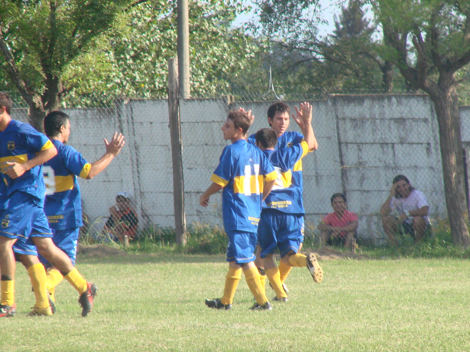Ascenso LNF: Defensores dio la nota y bajó a Naón