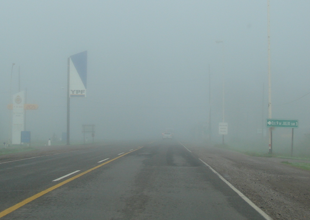 La lluvia dio paso a la niebla