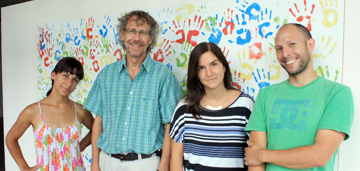 María Belén Pardi (izq.) Alejandro Schinder, Antonia Marin-Burgin y Lucas Mongiat, autores del trabajo publicado en Science. Créditos: Agencia CyTA – Instituto Leloir