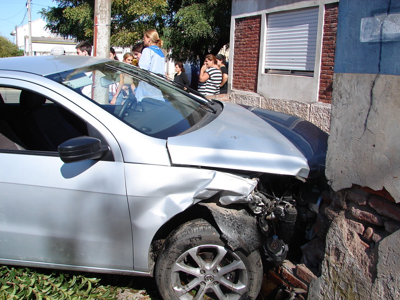 Fuerte impacto en Yrigoyen y Garmendia