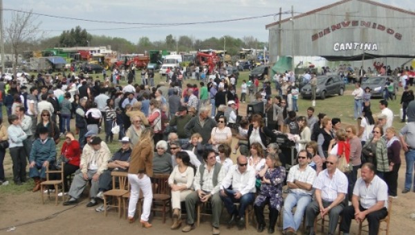 4ta Fiesta del Agricultor y del Empleado Rural en Dudignac