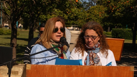Los docentes Elsa Elías y Elisabeth Gorosito dejaron su mensaje