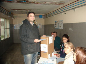 BARROSO VOTANDO