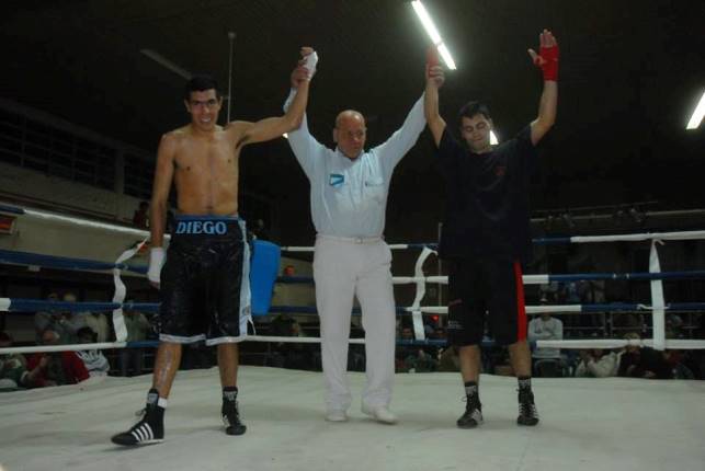 Muy buen festival de boxeo, con la respuesta del público