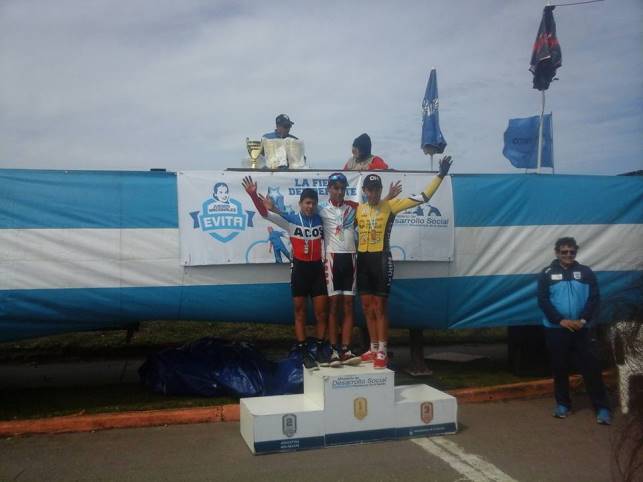 Rodrigo Corro Medalla de Bronce en vueltas puntables Juegos Nacionales Evita en Mar del Plata