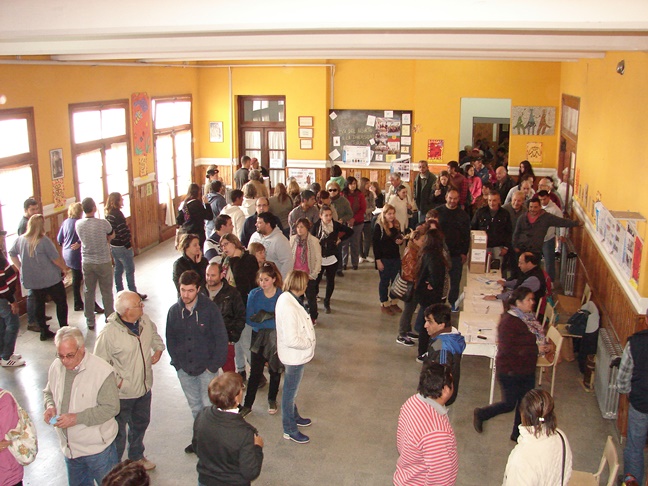 «Cambiemos» y el FpV mantuvieron la base de votos