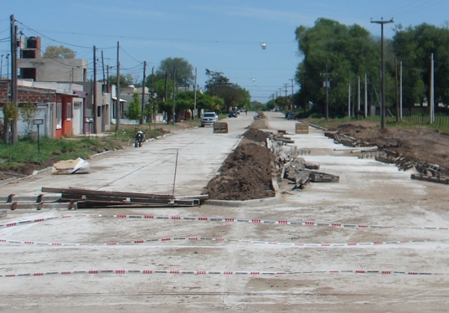 La Av. Avellaneda se pavimentó hasta el Acceso