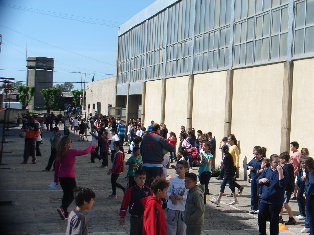 Exitoso encuentro de Educación Física