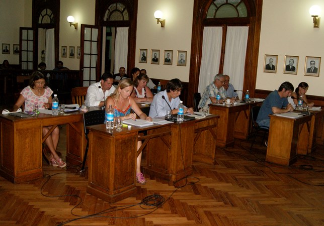 Los municipales tendrán un aumento escalonado: el acumulado será del 30,7 % entre enero y septiembre