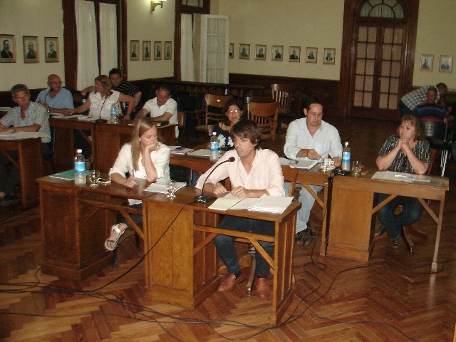 El Concejo trató el aumento de tasas