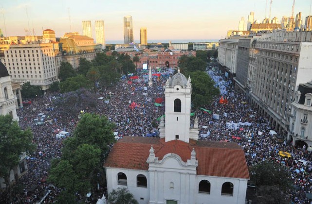 Más de 700.000 personas despidiendo a CFK