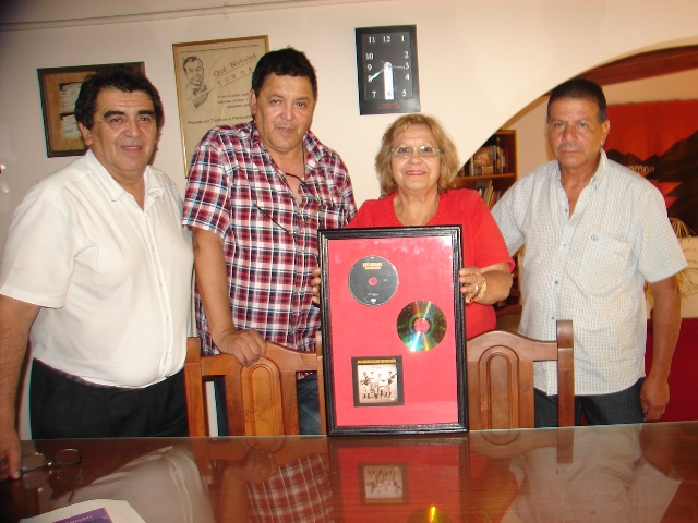 «Los Nogales Alma Santiagueña» ofrecieron sus canciones