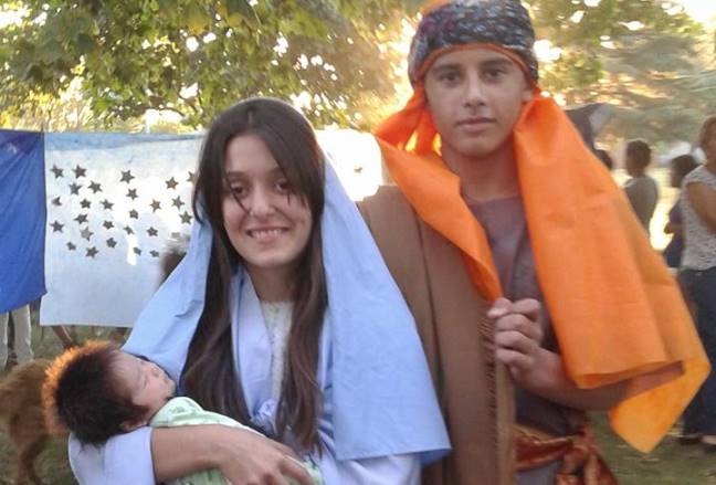 Se realizó un Pesebre Viviente en la Plaza de la Cooperación