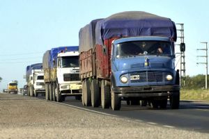 Los camiones de más de 3500 kilos no podrán circular por las rutas nacionales en determinados horarios del domingo y el lunes