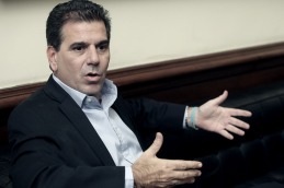 Pasan a retiro a siete comisarios generales