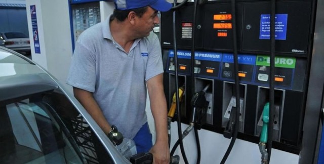 Desde el Gobierno Nacional no descartan que en marzo suba la nafta
