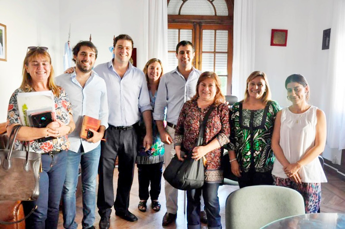 Visita de funcionarios de Desarrollo Social de la Provincia