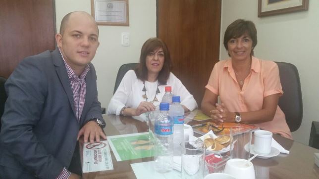 “Trabajaremos en conjunto para evitar el desembarco de las cadenas de farmacias en nuestra provincia”