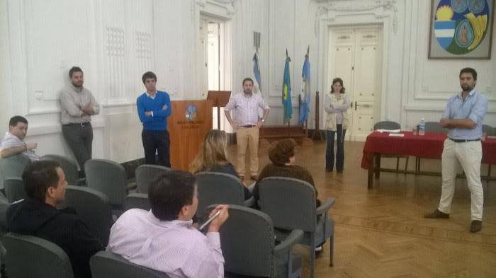 Se realizó una reunión con los clubes