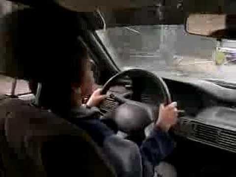 Un niño de 12 años fue interceptado en plena Ruta 5 cuando manejaba un auto