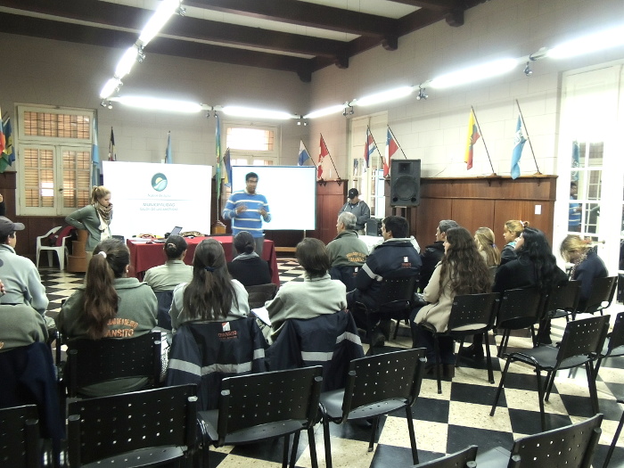 Capacitaron a personal de Tránsito