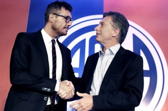 El Gobierno negó que haya un «malestar» con Tinelli y apuran una reunión con Macri