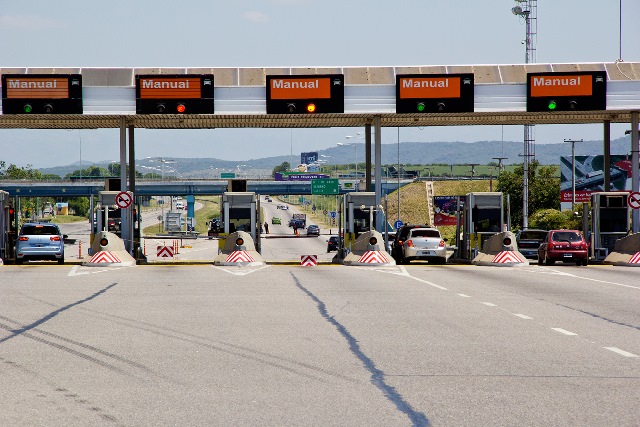 estacion-de-peaje-autopista-cordoba-carlos-paz