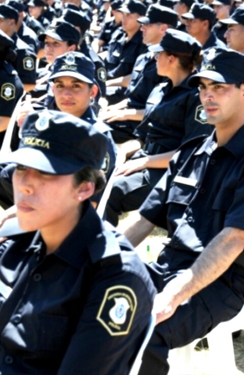 POLICIA19