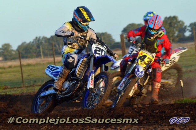 MOTOCROSS26