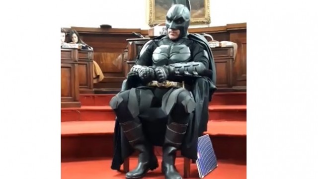 batman-solidario-2