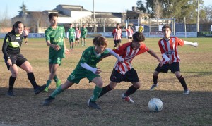 copa-Tramo del partido entre Sarmiento y Atletico 9 de Julio, ganaron los terquitos 2 a 1