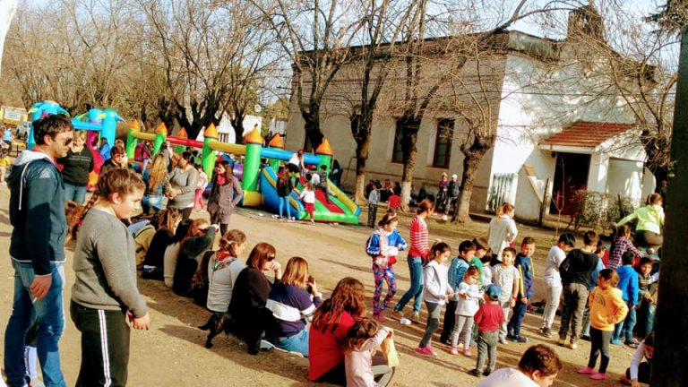 Gran tarde de «Habitando Plazas»en Carlos M. Naón