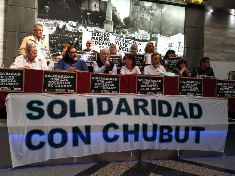 Un paro por la muerte de dos docentes en Chubut afectará a escuelas bonaerenses