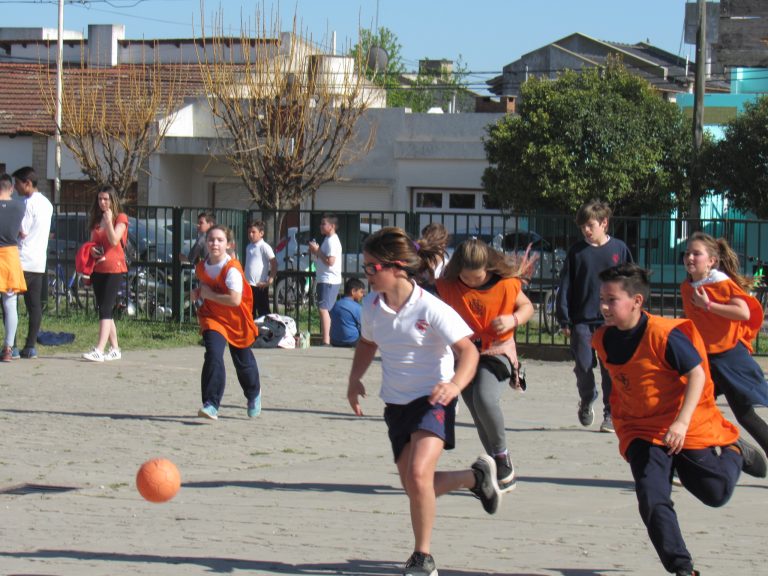 Encuentro masivo de Iniciación Deportiva