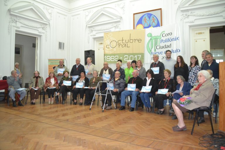 Reconocimiento a Adultos Mayores