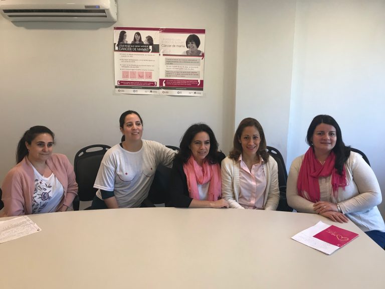 Concientizan sobre el Cáncer de Mama