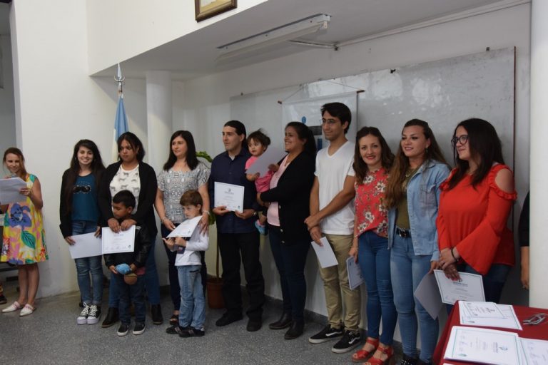 Universidad Popular: se entregaron certificados