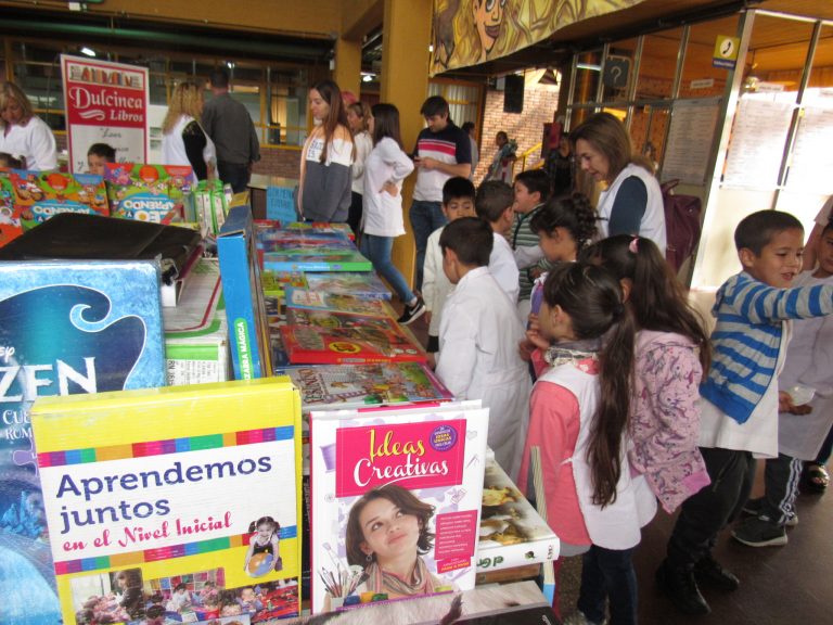Abrió sus puertas la Feria Distrital del Libro