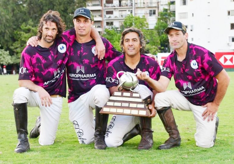 Abierto de Pato en Palermo Ariel Tapia fue goleador de Las Heras Campeón