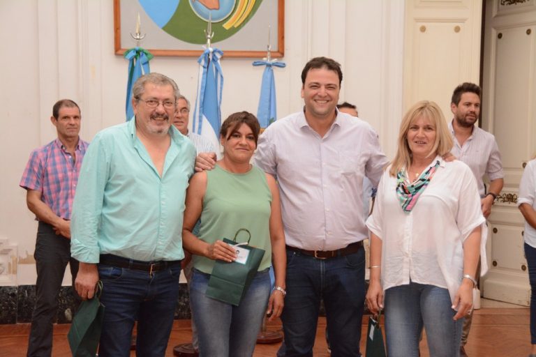 Reconocieron a municipales