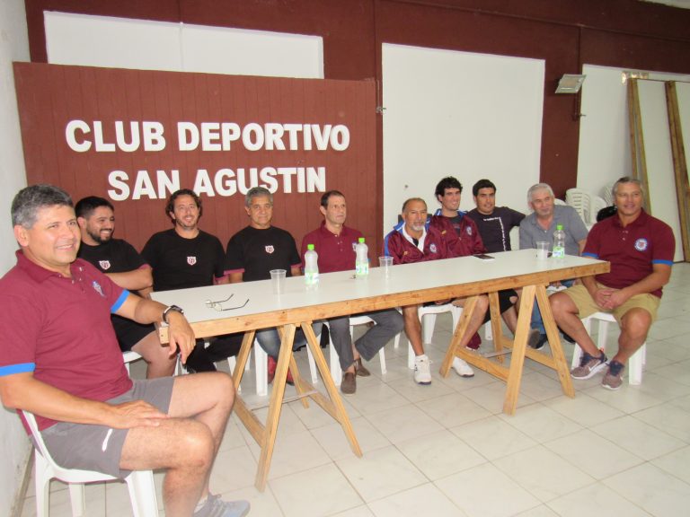 San Agustín presentó su nuevo cuerpo técnico