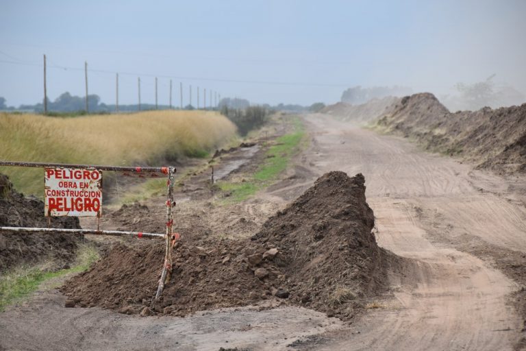 Acceso a Patricios: se colocó casi el 50 % de la piedra