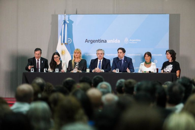 El Gobierno lanzó el Plan Nacional de Lecturas