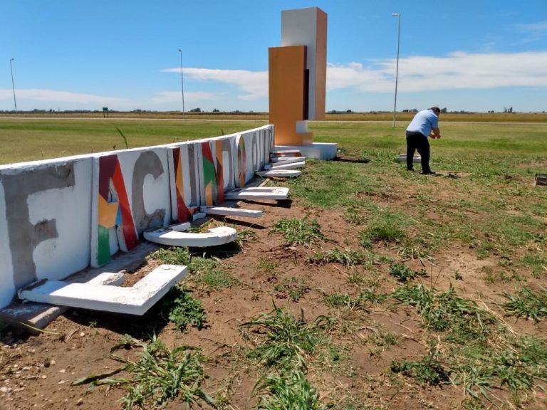 Repudiable acto de vandalismo en Acceso a Facundo Quiroga