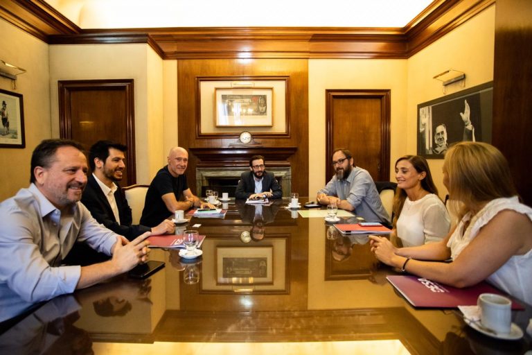 El Ministro de Infraestructura y Servicios Públicos se reunió con las empresas de distribución eléctrica