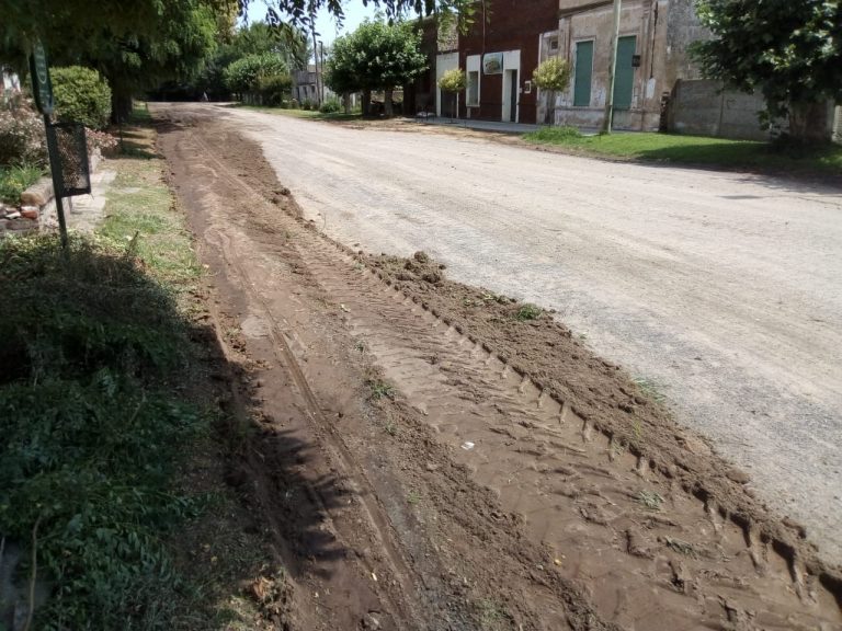 Comenzaron los trabajos de pavimentación en French