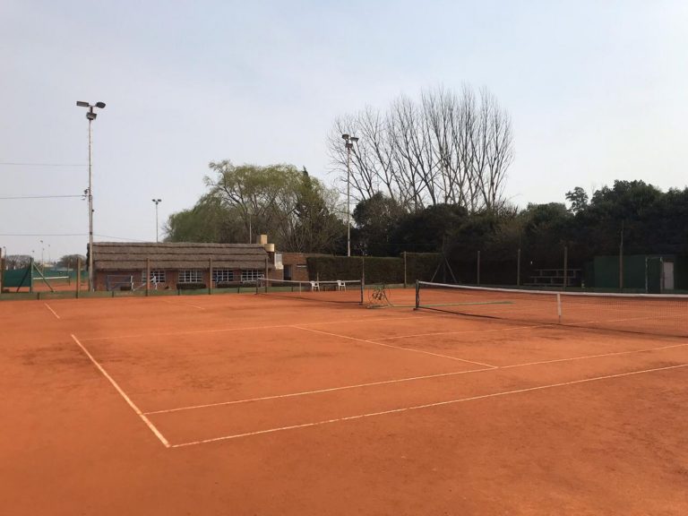 Tenis en San Martín: se juega un «Torneo de Singles»
