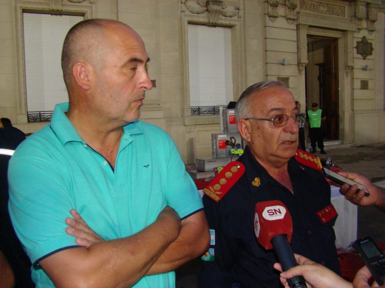 Los Bomberos Voluntarios presentaron nuevo equipamiento